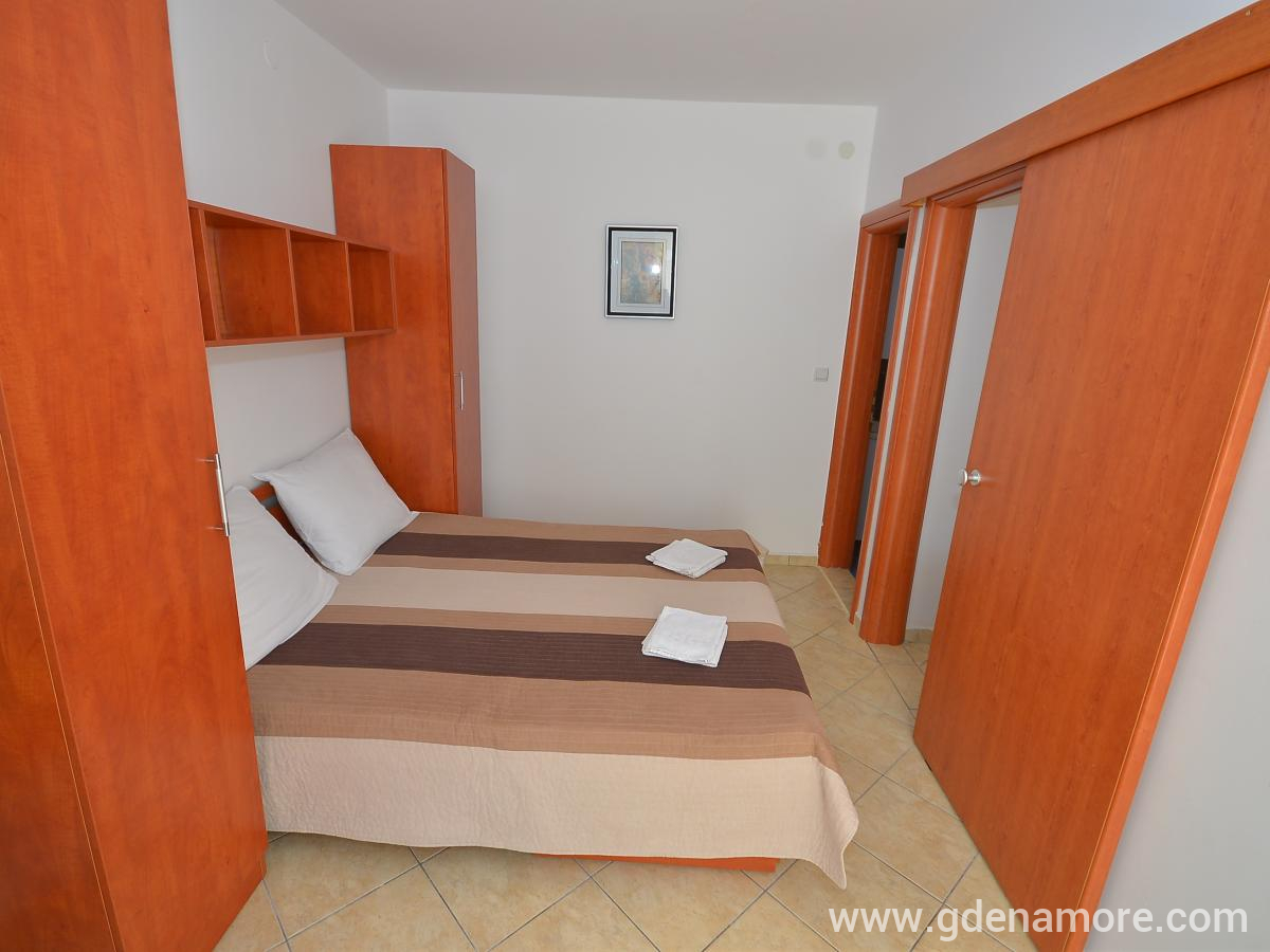 Braca Vojvodic apartamentos, alojamiento privado en Djenović, Montenegro - 000_4114
